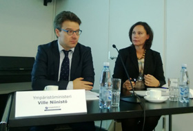 Kommentaattorin, kansanedustaja Anne-Mari Virolaisen mukaan eduskunnan suuren valiokunnan työskententelyä EU-asioissa ei tunneta tarpeeksi.