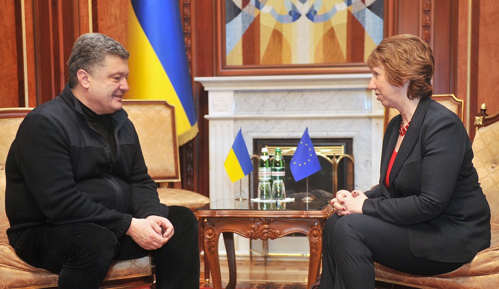 Ukrainan presidentti Petro Porošenko ja EU:n ulkopoliittiinen korkea edustaja Catherine Ashton. kuva: Euroopan komissio
