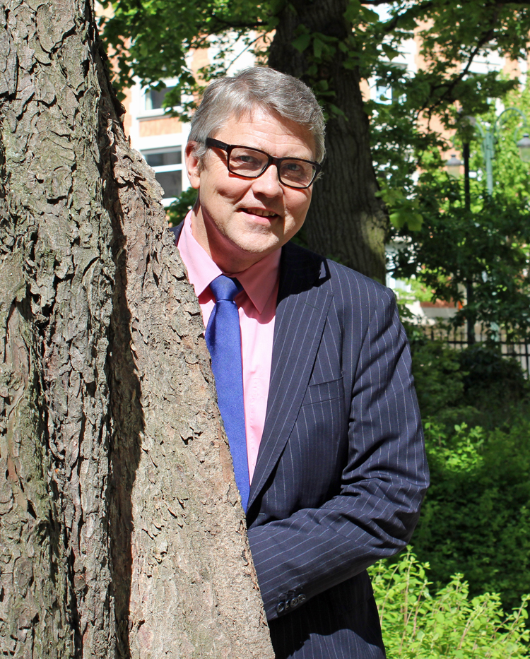 Tapio Kytölä on metsätalouden erityisasiantuntija EU-edustustossa