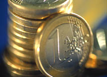 Eurot, Euroopan komissio