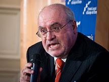 EU-parlamentaarikko Luis Manuel Capoulas Santos
