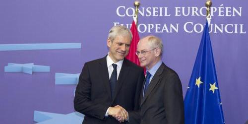 Serbiens president Boris Tadic och Herman Van Rompuy. Foto: Europeiska unionens råd